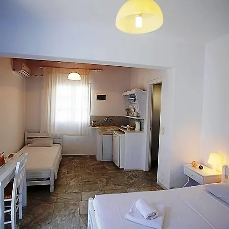 Voula S Economy Apartment