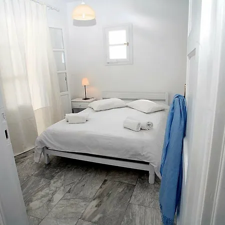 Voula S Economy Apartment